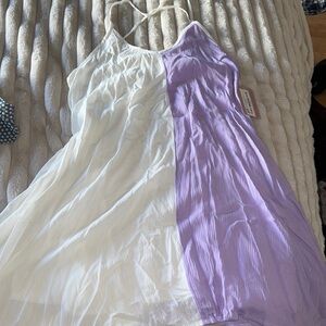 Size medium color, blocked, rayon, dress, lilac and white